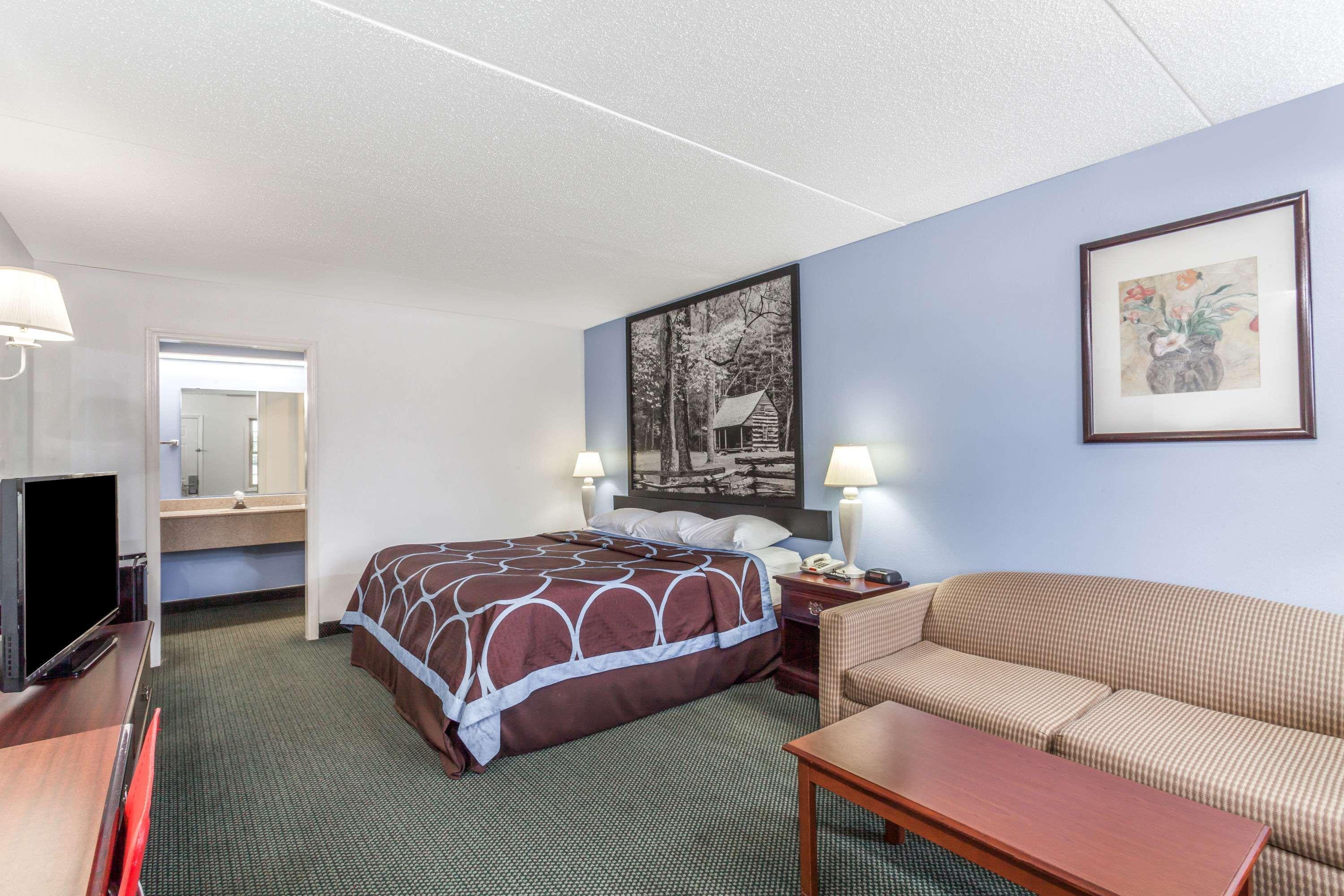 ซูเปอร์ 8 บาย วินด์แฮม คิงสตัน Hotel Kingston ภายนอก รูปภาพ